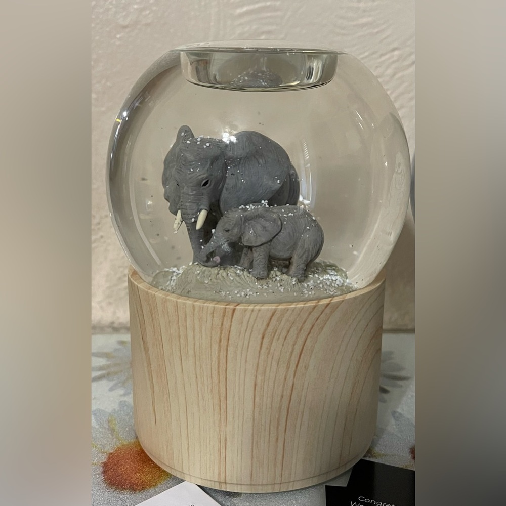 PartyLite Gray Elephant Snow Globe with Wood-Tone Base